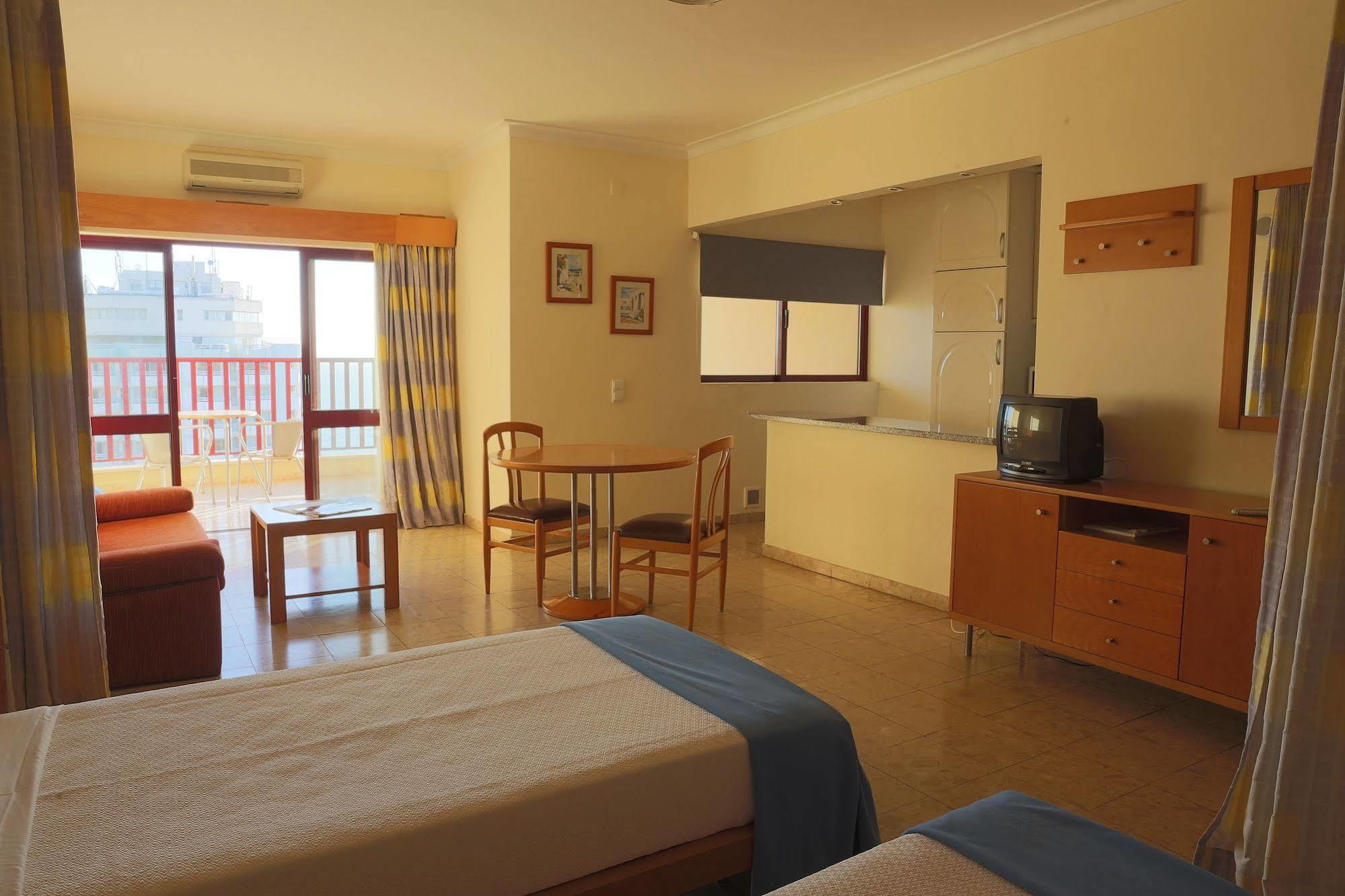 Clube Praia Mar Apartamentos Turisticos Praia da Rocha Extérieur photo