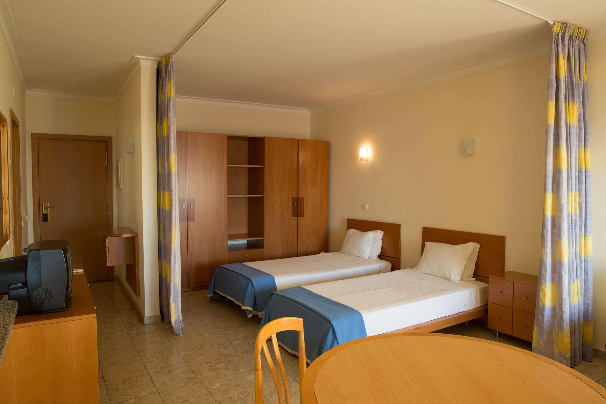 Clube Praia Mar Apartamentos Turisticos Praia da Rocha Extérieur photo